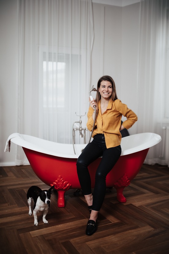 th-27088581753-552x8281-1